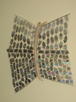 Vlinder.
materiaal cd's en hout